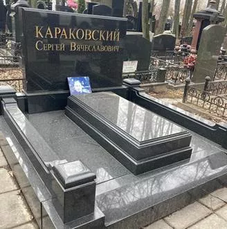 Благоустройство могилы в Москве