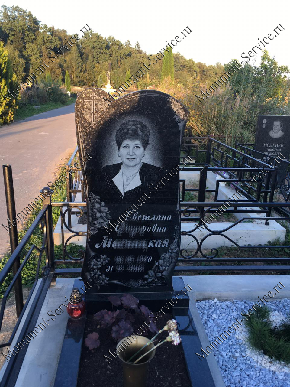 Вертикальные памятники на могилу