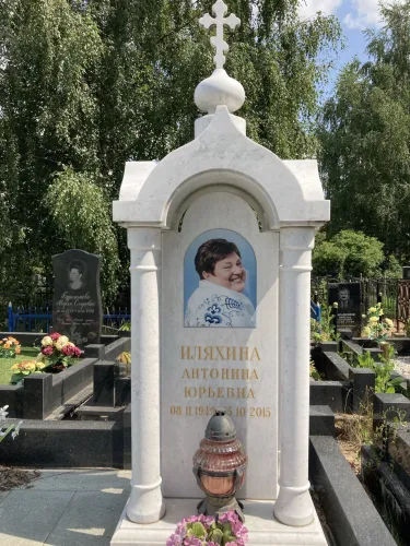 памятник часовня для девушки памятник часовня для девушки