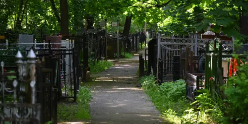 Изображение №2: Гранит или мрамор: что лучше для памятника | Monument-Service