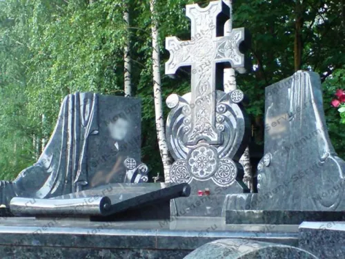 Армянский памятник из гранита