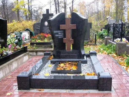 Комплекс с крестом