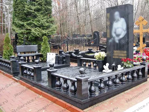 Установка на кладбище
