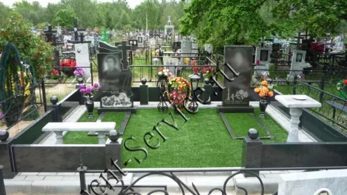 Благоустройство могилы в Москве