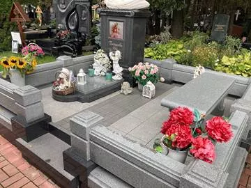 Надгробие для ребенка
